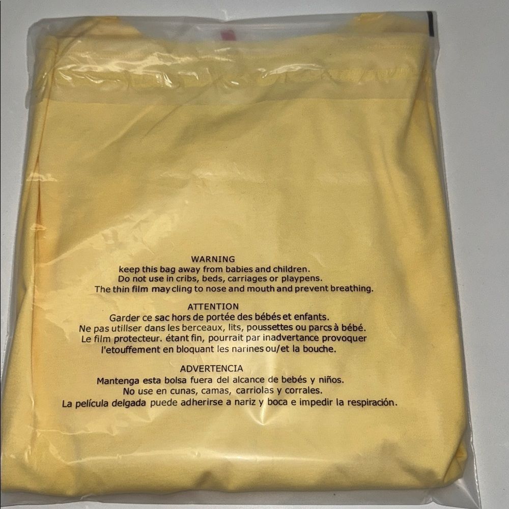 🔥Yellow Keith Haring Women's Short Sleeve Tee Sz M New - Picture 5 of 5